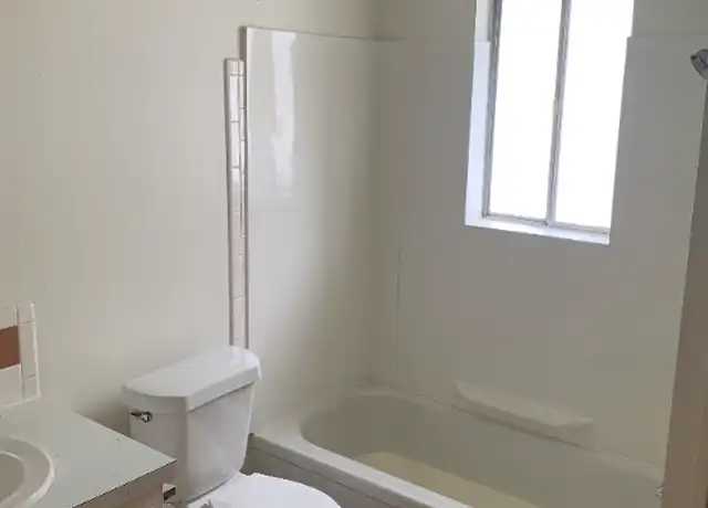 Property at 842 Kromer Ave, Akron, OH, 44306, 2 beds, 1 bath, [object Object]