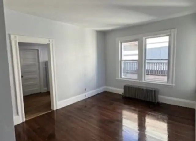 Property at 7 Fortesque Ter Unit 6, Lynn, MA, 01902, 1 bed, 1 bath, [object Object]