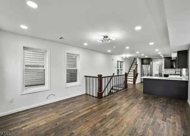 Property at 613 S 18th St, Newark, NJ, 07103, 2 beds, 3 baths, [object Object]