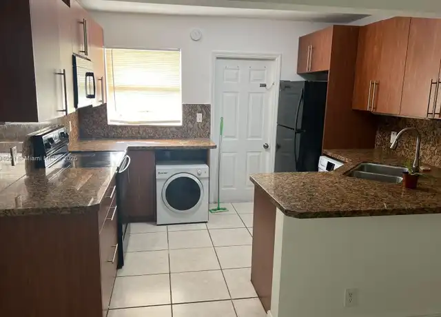 Property at 9203 NW 38th Dr #6, Coral Springs, FL, 33065, 2 beds, 1 bath, [object Object]