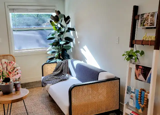 Property at 2650 S Rimpau Blvd, Los Angeles, CA, 90016, 1 bed, 1 bath, [object Object]