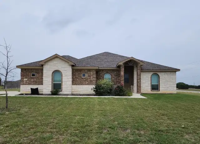 Property at 213 Cammie Dr, Copperas Cove, TX, 76522, 4 beds, 3 baths, [object Object]