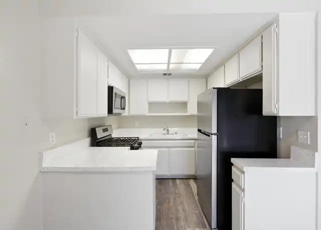 Property at 45950 Ocotillo Dr Unit 2, Palm Desert, CA, 92260, 2 beds, 2 baths, [object Object]