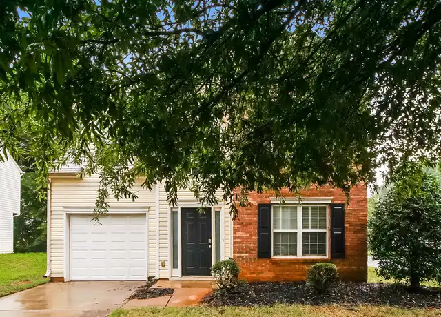 Property at 955 Grass Hollow Ct, Charlotte, NC, 28216, 3 beds, 2.5 baths, [object Object]