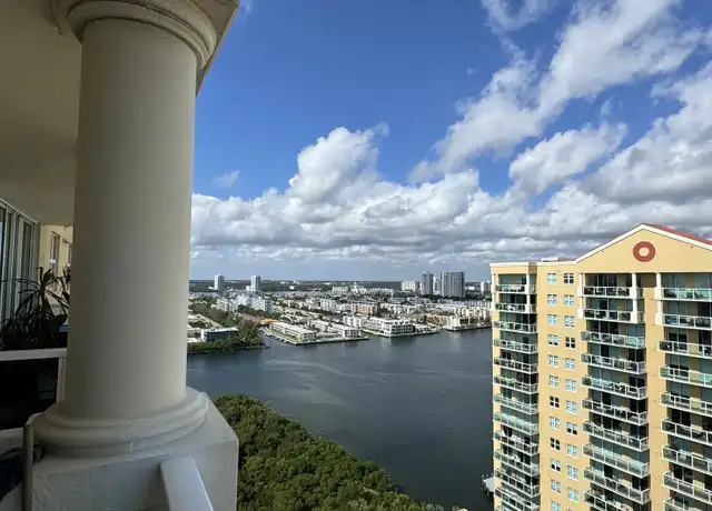 Property at 17000 N Bay Rd Unit 2505, Sunny Isles Beach, FL, 33160, 1 bed, 1 bath, [object Object]