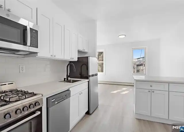 Property at 182 Congress St #4, Jersey City, NJ, 07307, 2 beds, 1 bath, [object Object]