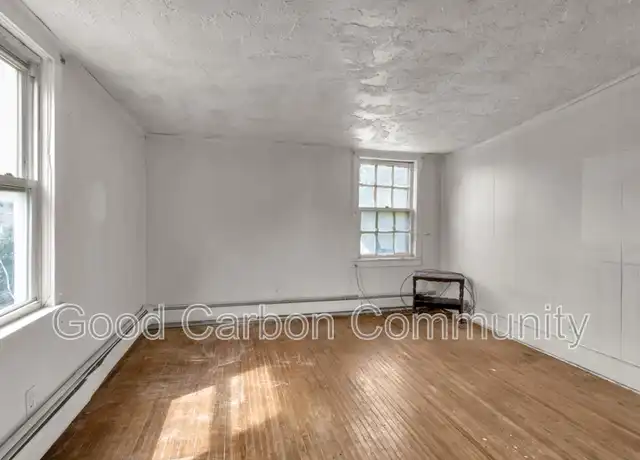 Property at 111 Cottage St Unit 32, Lockport, NY, 14094, 1 bed, 1 bath, [object Object]