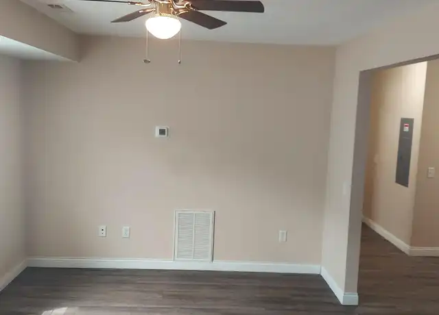 Property at 52 Westwood Dr Unit 1, Gallipolis, OH, 45631, 1 bed, 1 bath, [object Object]