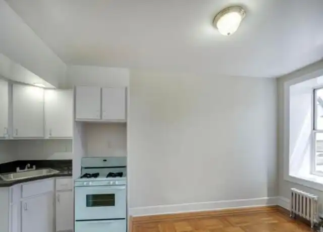 Property at 150-75 87th Ave, Jamaica, NY, 11435, 0 beds, 1 bath, [object Object]