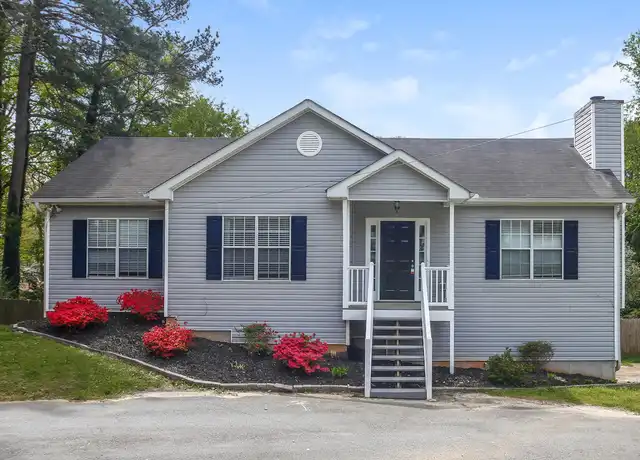 Property at 2840 Ivanhoe Ln SE, Smyrna, GA, 30082, 4 beds, 2 baths, [object Object]