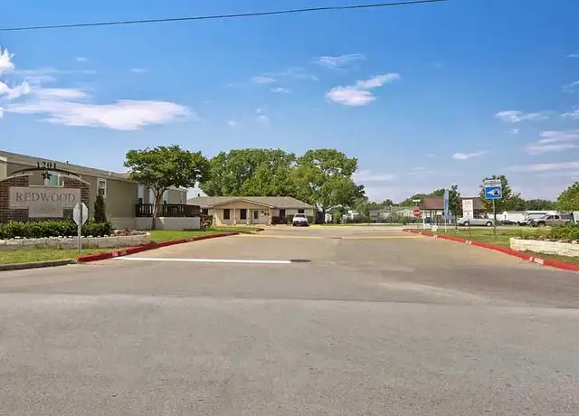 Photo of 1201 Alicia Ann Dr, Wylie, TX 75098