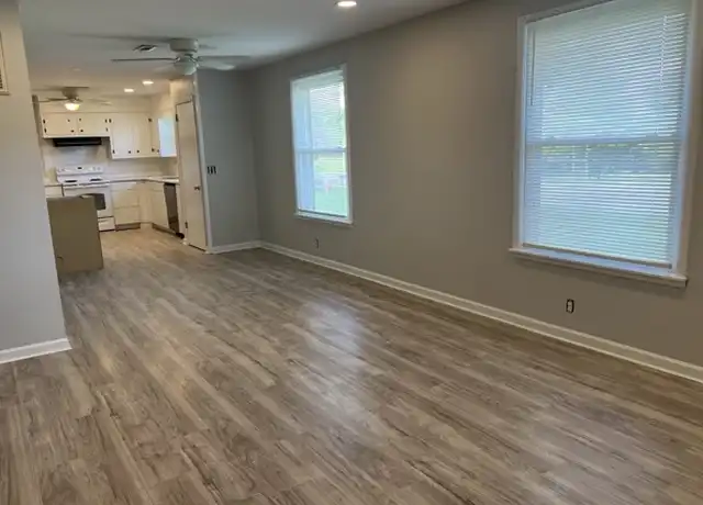 Property at 2819 Eastland Ave Unit A, Nashville, TN, 37206, 2 beds, 1 bath, [object Object]
