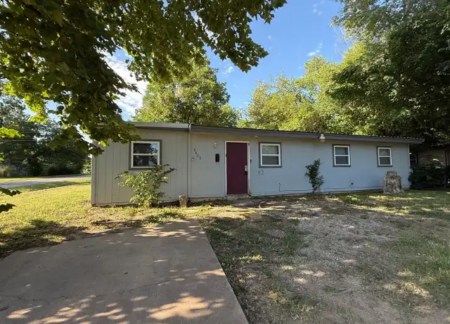 Property at 2803 E 44th Pl N, Tulsa, OK, 74110, 4 beds, 2 baths, [object Object]