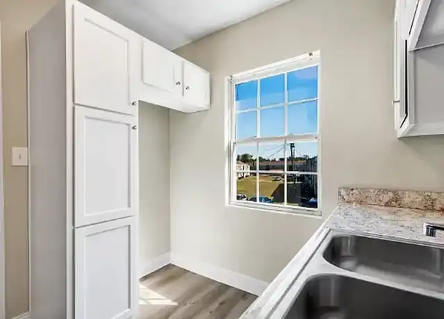 Property at Pointe Arlington - 700 2nd St SW, Birmingham, AL, 35211, 1-3 bed, 1 bath, [object Object]