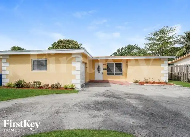 Property at 6831 NW 25th Ct, Sunrise, FL, 33313, 2 beds, 2 baths, [object Object]