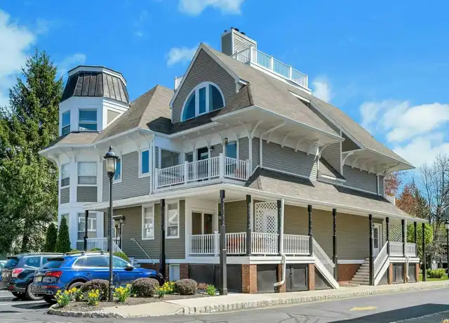 Property at 22 Franklin Pl Unit 3B, Morristown, NJ, 07960, 4 beds, 2 baths, [object Object]