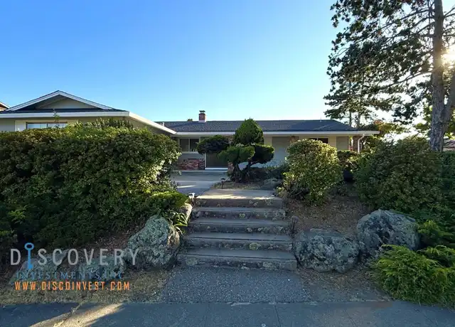 Property at 7951 Hansom Dr, Oakland, CA, 94605, 3 beds, 2.5 baths, [object Object]