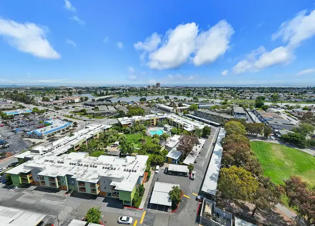 Photo of 3055 La Selva St, San Mateo, CA 94403
