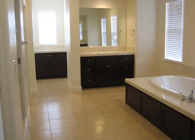 Property at 660 W Bonaventure Ave, Tracy, CA, 95391, 4 beds, 3.5 baths, [object Object]