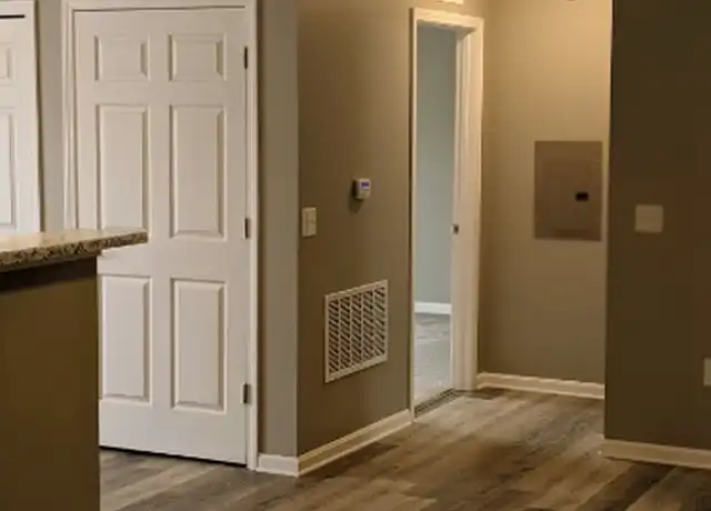 Property at 12608 Orell Crossing Cir Unit 202, Louisville, KY, 40272, 1 bed, 1 bath, [object Object]