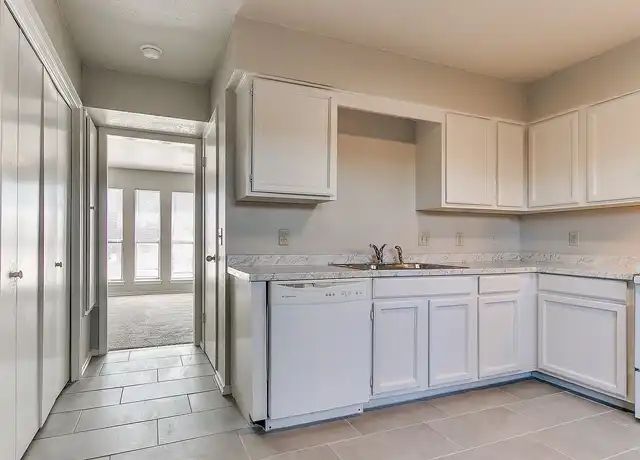 Property at Taylor Ridge Townhomes - 1400 E Lindsey St, Norman, OK, 73071, 2 beds, 2.5 baths, [object Object]