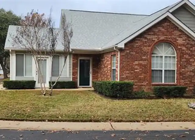 Property at 902 Bridges Dr, Arlington, TX, 76012, 2 beds, 2 baths, [object Object]