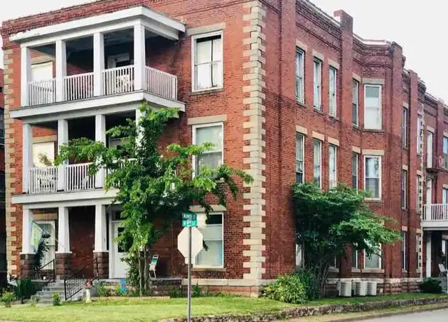 Property at 302 N 9th St Unit 2, Paducah, KY, 42001, 2 beds, 1 bath, [object Object]