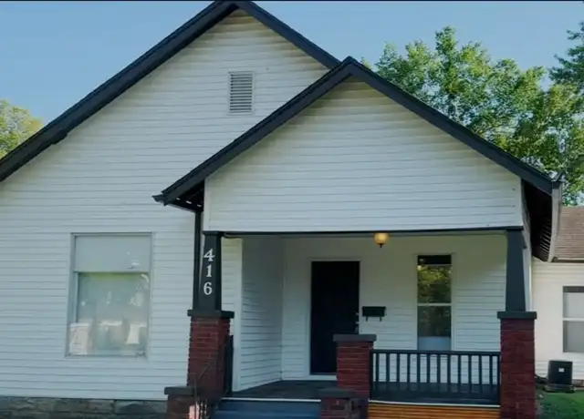 Property at 416 Grover St, Warrensburg, MO, 64093, 4 beds, 3 baths, [object Object]