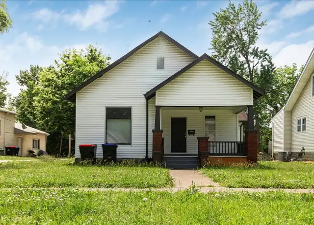 Property at 416 Grover St, Warrensburg, MO, 64093, 4 beds, 3 baths, [object Object]