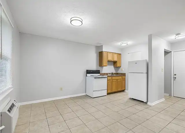 Property at Riverview Apartments - 101 Compton Dr, Frankfort, KY, 40601, 0-2 beds, 1 bath, [object Object]
