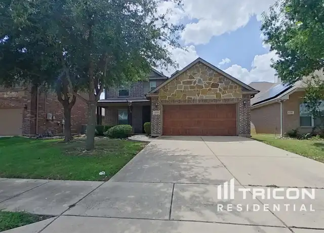 Property at 8757 Royalwood Dr, Fort Worth, TX, 76131, 5 beds, 2.5 baths, [object Object]