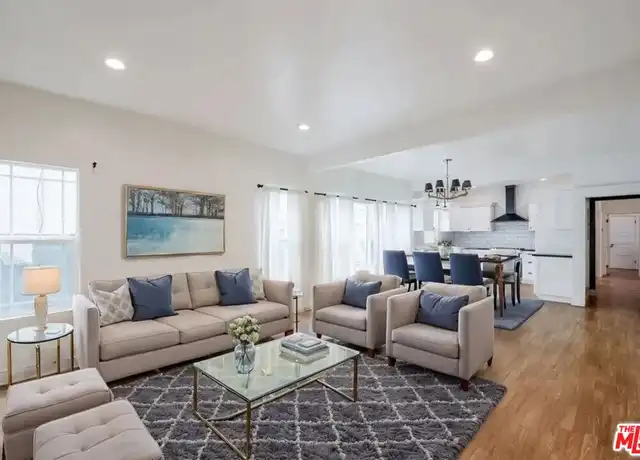 Property at 6110 De Longpre Ave Unit 3, Los Angeles, CA, 90028, 2 beds, 2 baths, [object Object]