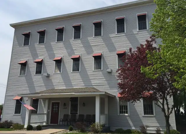 Property at 1020 1st St Unit 205, Stevens Point, WI, 54481, 2 beds, 1 bath, [object Object]