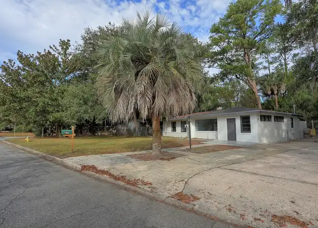 Property at 6 Ranchland Dr, Savannah, GA, 31404, 3 beds, 1 bath, [object Object]