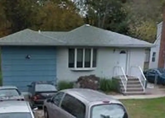Property at 38 Juanita Ave, Huntington, NY, 11743, 4 beds, 1.5 baths, [object Object]