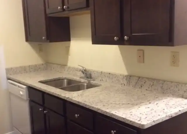 Property at 3031 Ewing Ave S Unit 136, Minneapolis, MN, 55416, 1 bed, 1 bath, [object Object]