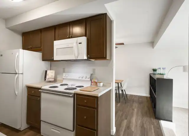 Property at 3031 Ewing Ave S Unit 136, Minneapolis, MN, 55416, 1 bed, 1 bath, [object Object]