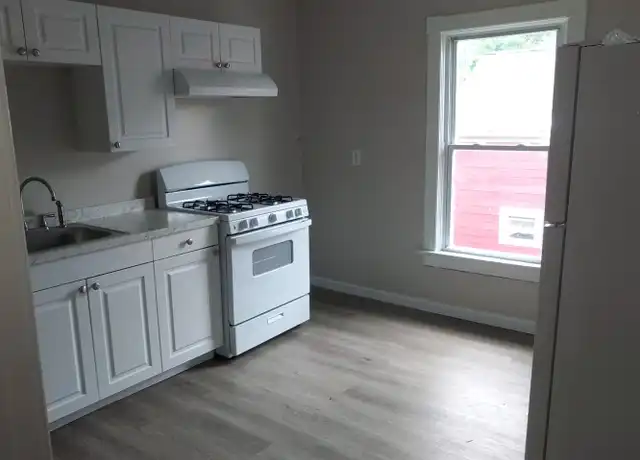Property at 409 Floyd Ave Unit 2, Rome, NY, 13440, 2 beds, 1 bath, [object Object]