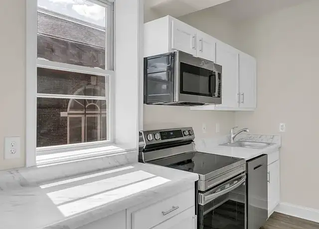 Photo of 1445 Park Rd NW, Washington, DC 20010
