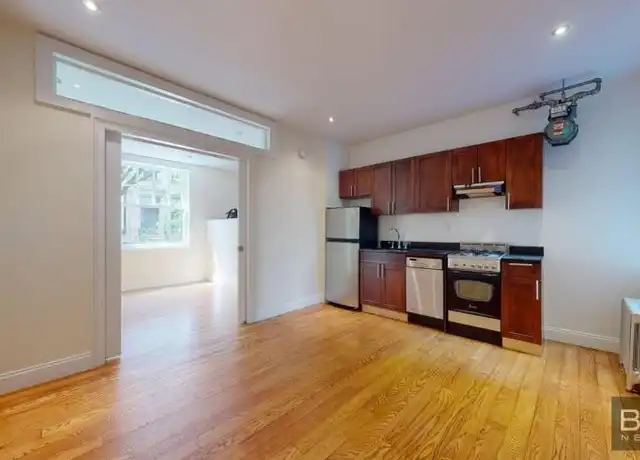 Property at 207-209 W 11th St, New York, NY, 10014, 1 bed, 1 bath, [object Object]