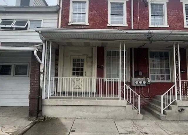 Property at 254 Cedar St Apt 2, Tamaqua, PA, 18252, 1 bed, 1 bath, [object Object]