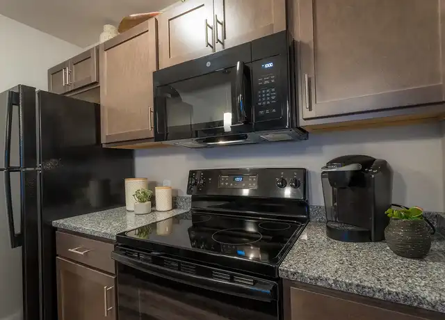 Property at Wyndham Pointe - 1 Wyndham Dr, York, PA, 17402, 1 bed, 1 bath, [object Object]