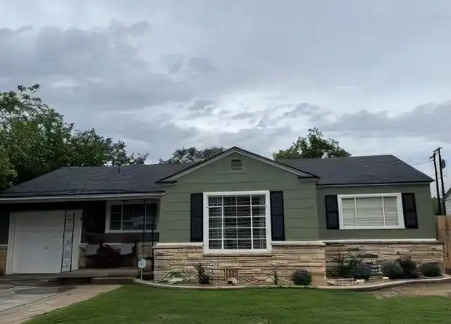 Property at 3118 31st St, Lubbock, TX, 79410, 3 beds, 2 baths, [object Object]