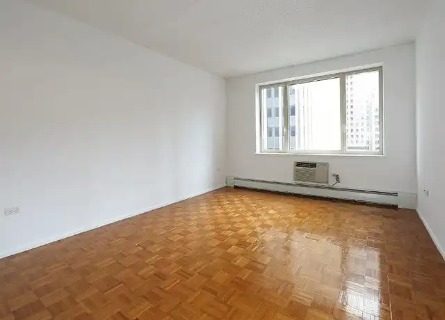 Property at 91 Worth St Unit 400, New York, NY, 10013, 2 beds, 1 bath, [object Object]