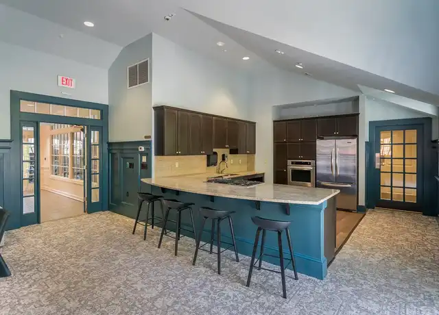 Property at Malvern Manor Apartments - 41 1/2 Malvern Ave, Richmond, VA, 23221, 1-2 bed, 1 bath, [object Object]
