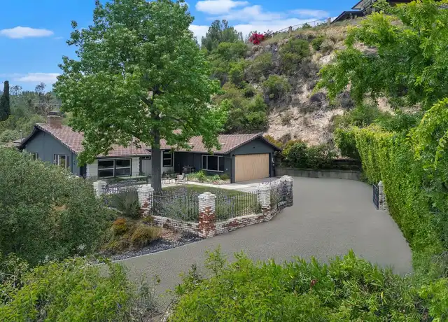Property at 1741 Golf Club Dr, Glendale, CA, 91206, 3 beds, 2 baths, [object Object]