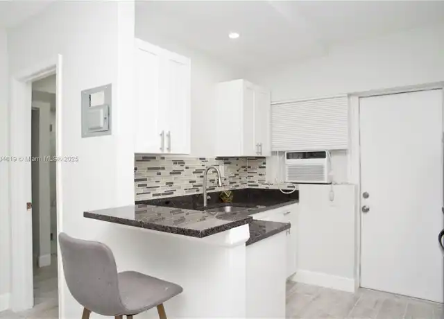 Property at 4105 N Ocean Dr Unit 3, Lauderdale-By-The-Sea, FL, 33308, 0 beds, 1 bath, [object Object]