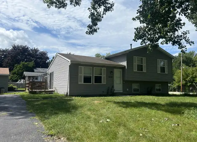 Property at 10073 W Crissy Ave, Beach Park, IL, 60099, 4 beds, 2 baths, [object Object]