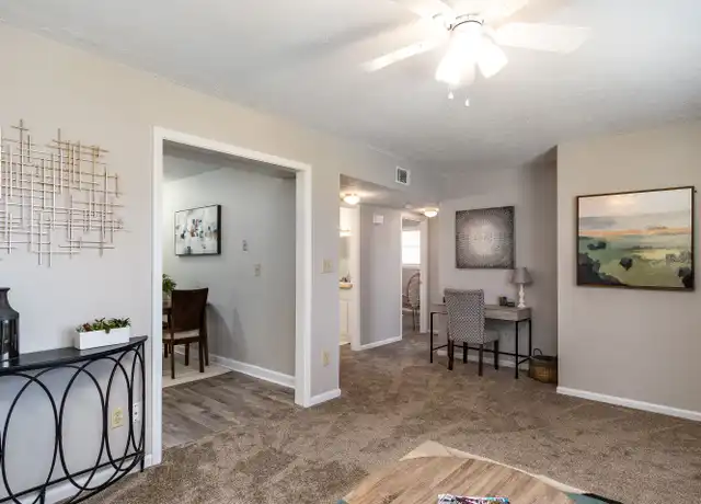 Property at 1703 Buccaneer Dr Unit 2, Johnson City, TN, 37604, 2 beds, 1 bath, [object Object]