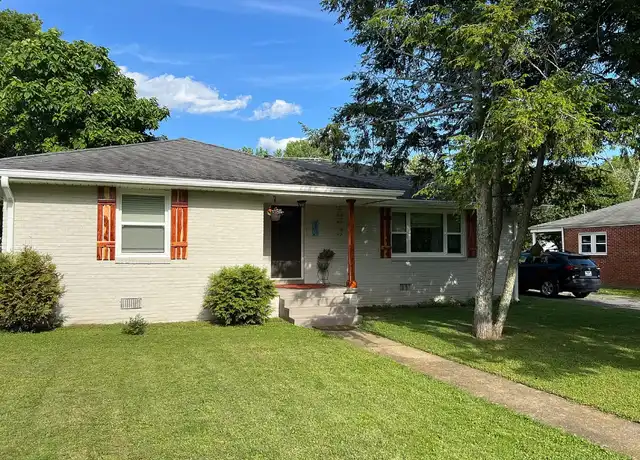 Property at 919 3rd Ave, Fayetteville, TN, 37334, 3 beds, 1 bath, [object Object]